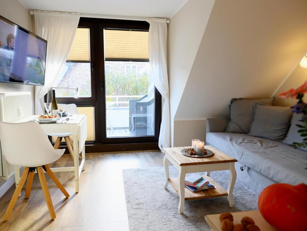 Westerlandstr. 49, W11 Apartment *